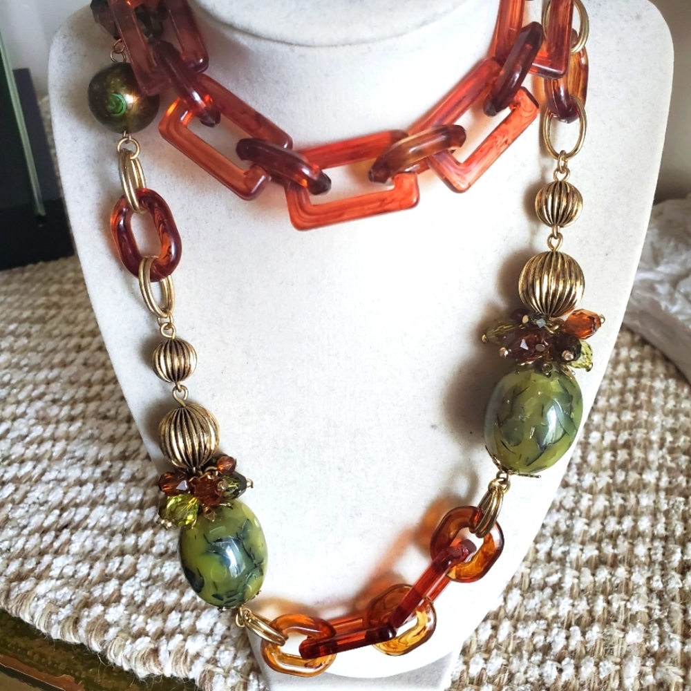 Necklace - Picture 2 of 8